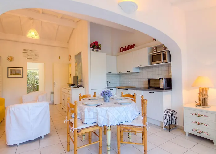 Les Parcs De Gassin-2 By Interhome