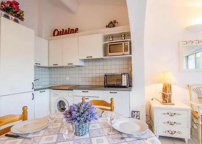 Les Parcs De Gassin-2 By Interhome Ferienhaus