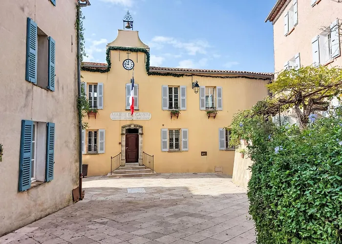 Les Parcs De Gassin-2 By Interhome Semesterbostad