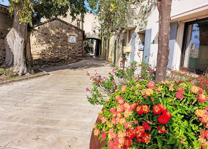 Semesterbostad Les Parcs De Gassin-2 By Interhome Saint-Tropez